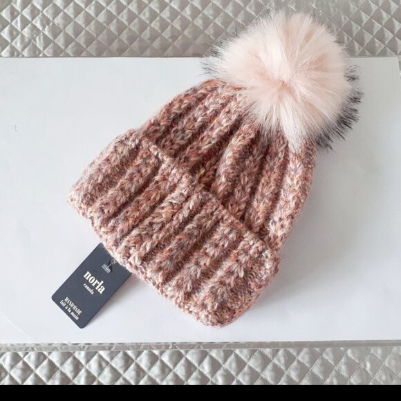 NWT Norla pink yarn knit faux fur pom pom beanie - Picture 2 of 3